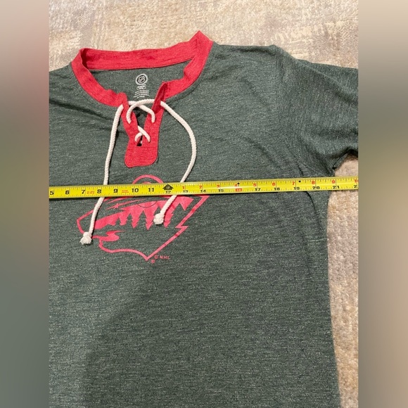 NHL Minnesota Wild Athletic Equipment Shirt Women Size XL 16/18 Lace Up - Picture 6 of 7